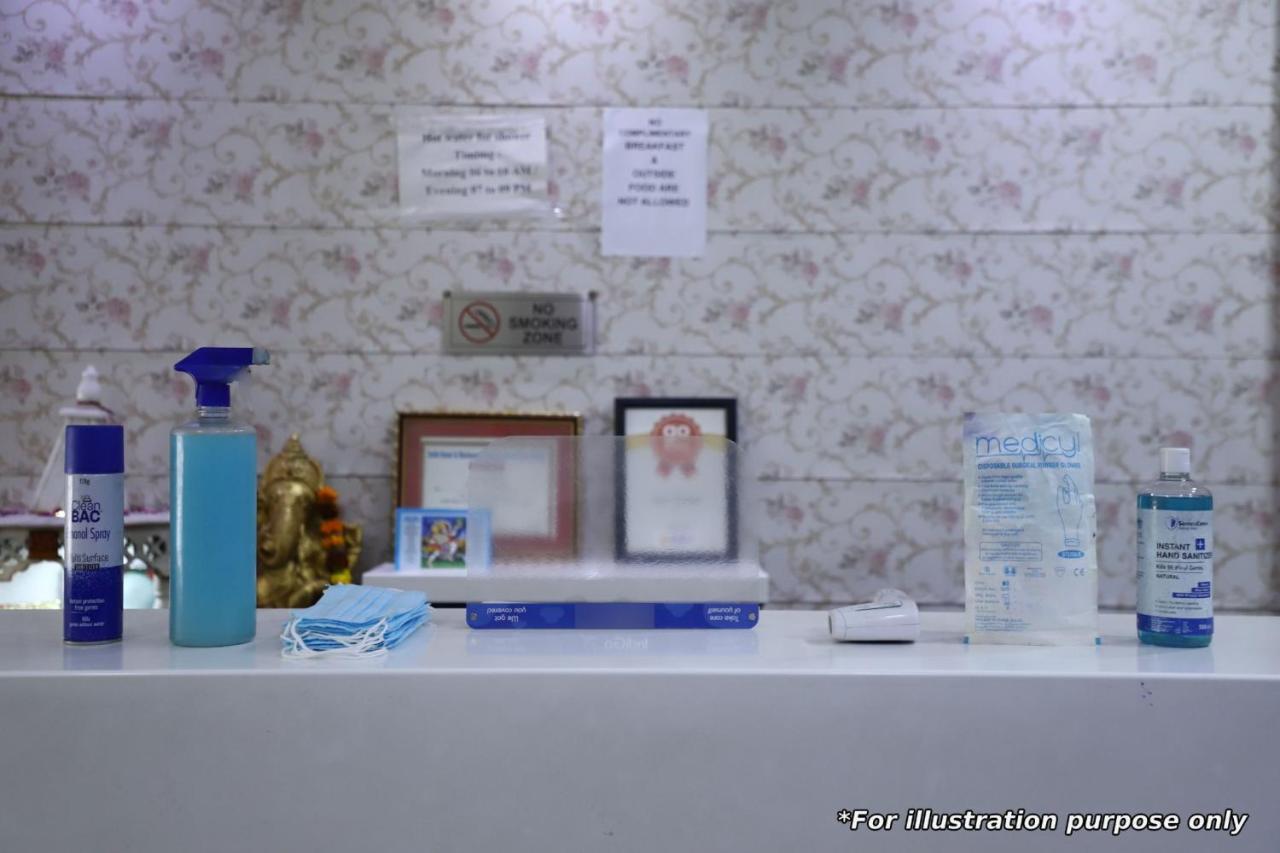 Capital O Hotel Royal Inn Near Gomti Riverfront Park لاكناو المظهر الخارجي الصورة